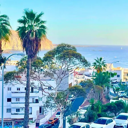 Cristianos Vistas Al Mar Y Cerca De La Playa * Los Cristianos (Tenerife)
