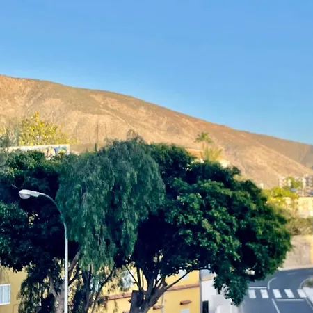 Cristianos Vistas Al Mar Y Cerca De La Playa Διαμέρισμα *