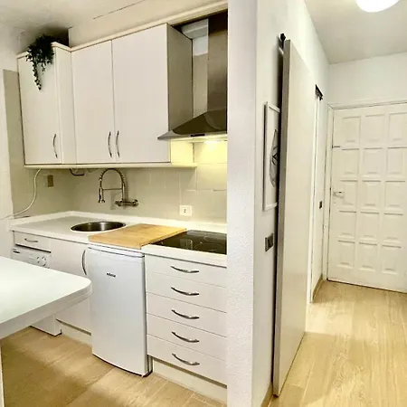 Cristianos Vistas Al Mar Y Cerca De La Playa Διαμέρισμα *