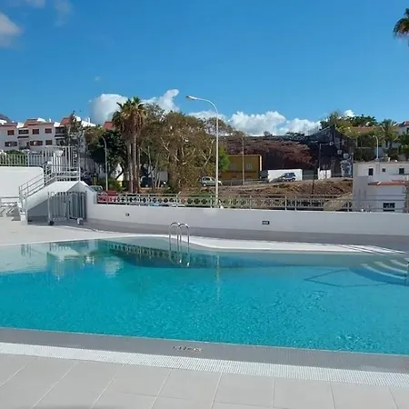 Cristianos Vistas Al Mar Y Cerca De La Playa * Los Cristianos (Tenerife)