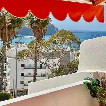 Cristianos Vistas Al Mar Y Cerca De La Playa * Los Cristianos (Tenerife)