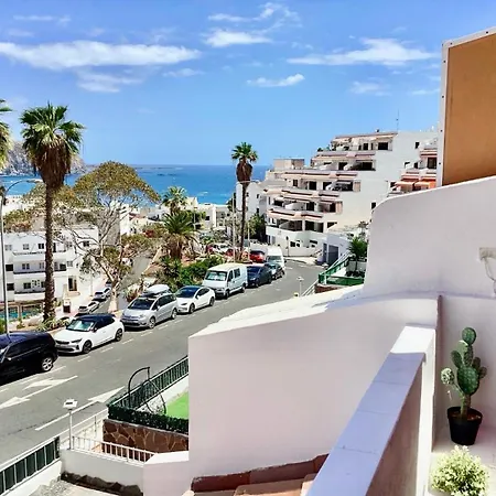 Cristianos Vistas Al Mar Y Cerca De La Playa アパート *