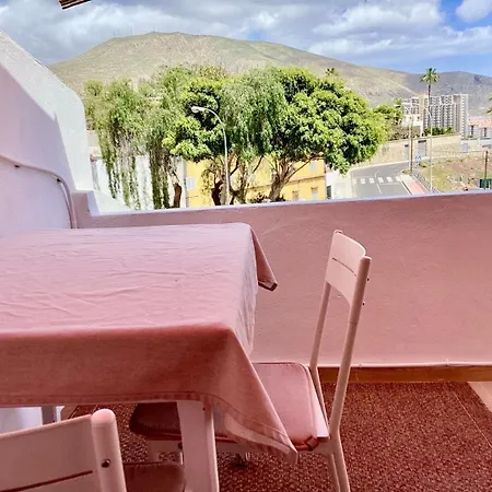 Cristianos Vistas Al Mar Y Cerca De La Playa アパート ロスクリスティアーノス
